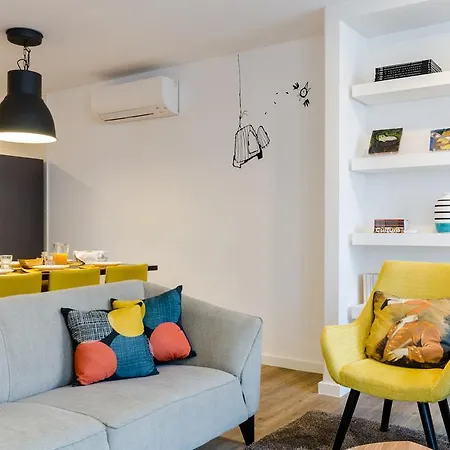 The Loghouse Lisbona